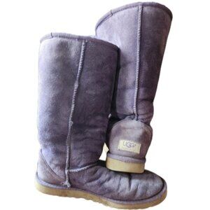 UGG Size 7 Lavender Tall Boots Soft Warm‎ Cozy
